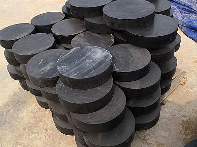 正阳县板式橡胶支座由若干层橡胶片与薄钢板经加压硫化